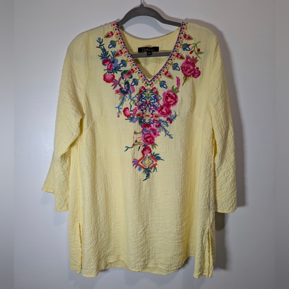 Caleoas Charming Yellow Floral Tunic Embroidery Blouse Top Size Large V-Neck